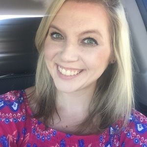 Meet your Posher, Carly